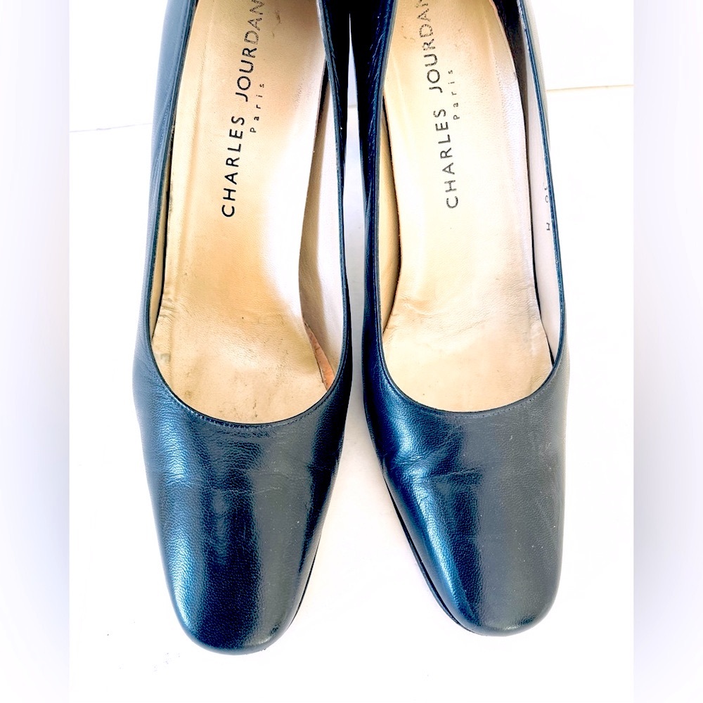 Charles Jourdan navy blue real leather  vintage high-end designer shoes US 10